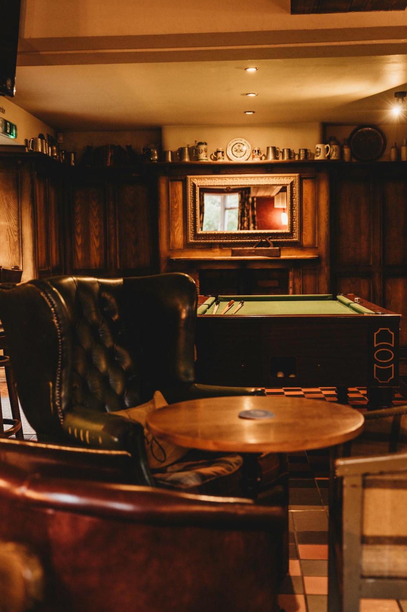 The White Lion Inn Oakham Bagian luar foto