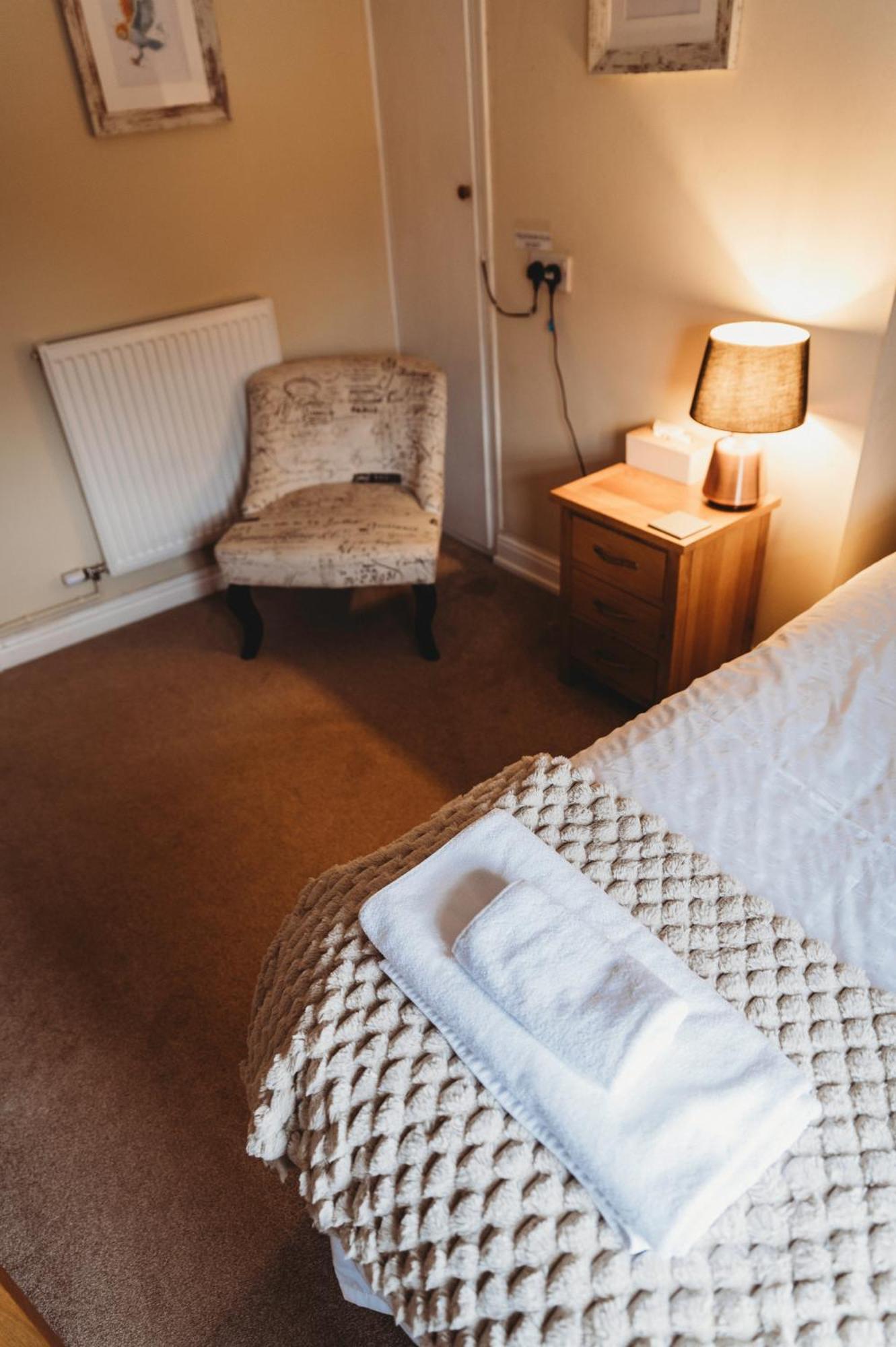 The White Lion Inn Oakham Bagian luar foto